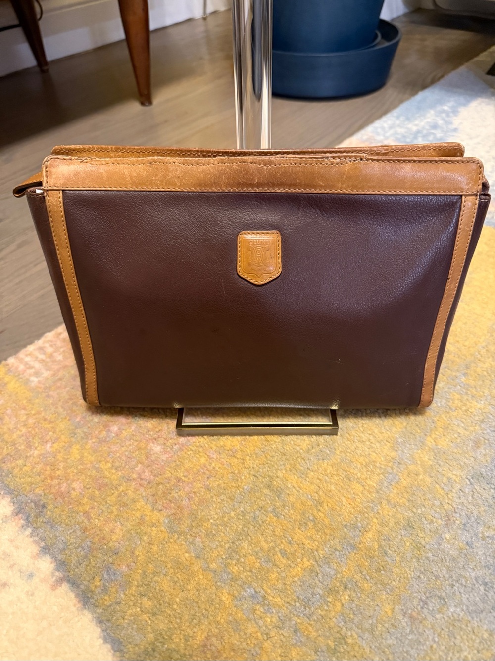 Celine Vintage Brown Leather Toiletry Bag with Tan Trim - Picture 2 of 11